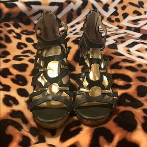 Girls wedge sandals